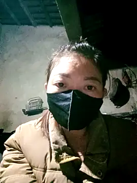 Snapshot of Mami_xxx chatting on 15, 12, 2025 Mami xxx online show from 15, 12, 2025