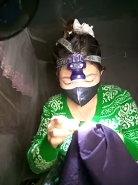 Snapshot of Mami_xxx chatting on 20, 12, 2025 Mami xxx online show from 20, 12, 2025