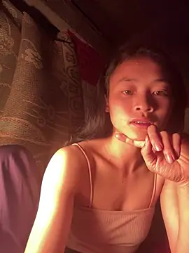 Snapshot of Li_ve chatting on 8, 3, 2026 Li ve online show from 8, 3, 2026