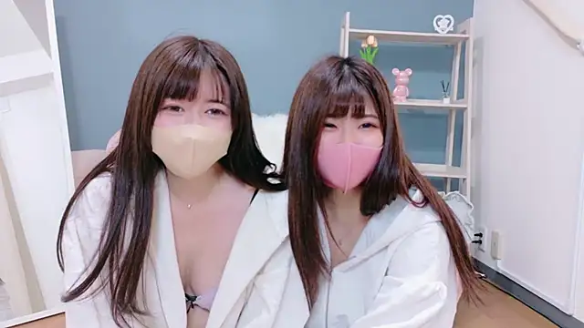 oto-X-cup online show from 4, 11, 2025