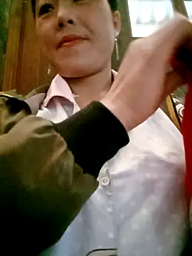 Sara pusyy online show from 4, 11, 2025