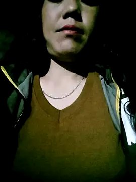 Sara pusyy online show from 4, 11, 2025