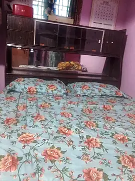 hyd couple7878 online show from 5, 2, 2026