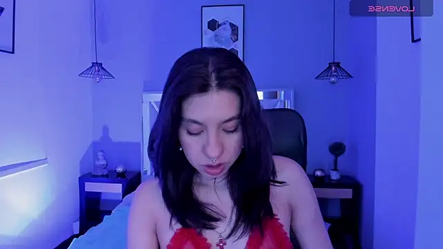 Snapshot of zoe-moreau chatting on 17, 2, 2026 zoe-moreau online show from 17, 2, 2026