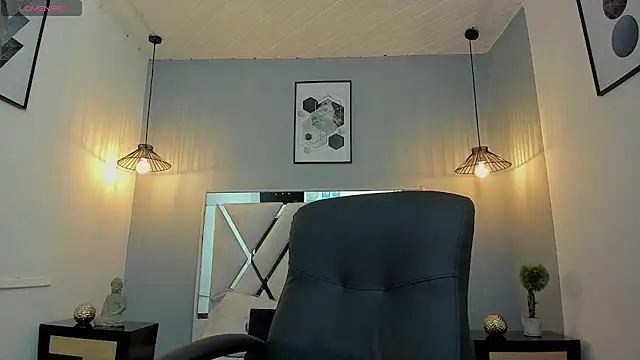 Snapshot of zoe-moreau chatting on 26, 3, 2026 zoe-moreau online show from 26, 3, 2026