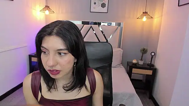 zoe-moreau online show from 19, 5, 2026