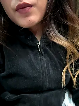 Snapshot of Angel-pune001 chatting on 15, 12, 2025 Angel-pune001 online show from 15, 12, 2025