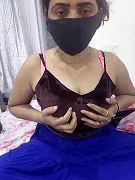Aarti909090 online show from 25, 5, 2026