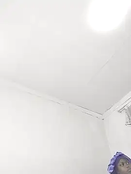 SweetSavage18 online show from 9, 2, 2026