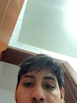 meninadeparis online show from 6, 4, 2026