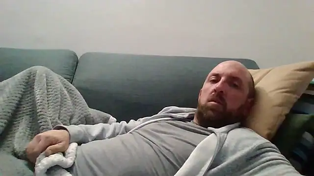 Snapshot of luca_beech88 chatting on 24, 4, 2026 luca beech88 online show from 24, 4, 2026