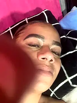 Snapshot of Megan2026 chatting on 12, 11, 2025 Megan2026 online show from 12, 11, 2025