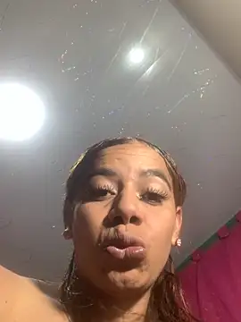 Snapshot of Megan2026 chatting on 14, 11, 2025 Megan2026 online show from 14, 11, 2025