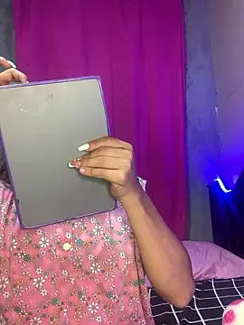 Snapshot of Megan2026 chatting on 11, 1, 2026 Megan2026 online show from 11, 1, 2026