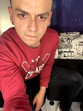 Snapshot of daniel_collins chatting on 12, 11, 2025 daniel collins online show from 12, 11, 2025