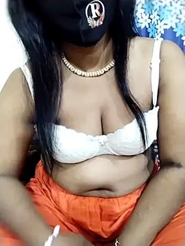 Snapshot of priya_121 chatting on 5, 12, 2025 priya 121 online show from 5, 12, 2025