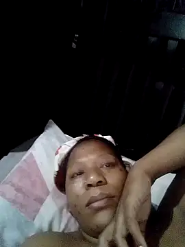 Snapshot of juicylips58 chatting on 14, 11, 2025 juicylips58 online show from 14, 11, 2025