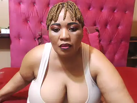 Snapshot of HUGE_BUSTY_EBONY chatting on 21, 4, 2026 HUGE BUSTY EBONY online show from 21, 4, 2026
