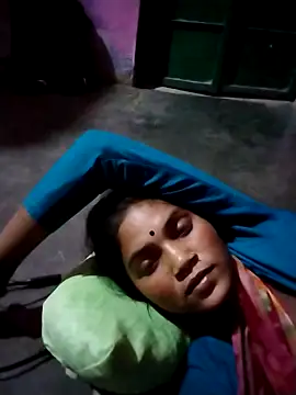 Jooli cuty online show from 9, 3, 2026