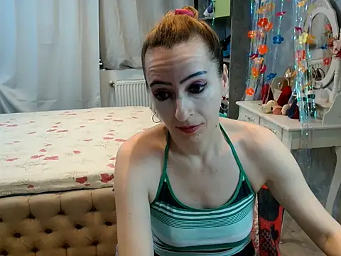 Snapshot of AnneDevrim chatting on 6, 3, 2026 AnneDevrim online show from 6, 3, 2026