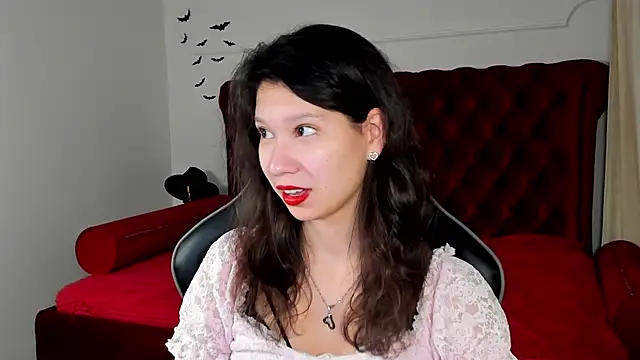 SaraDenars online show from 17, 11, 2025