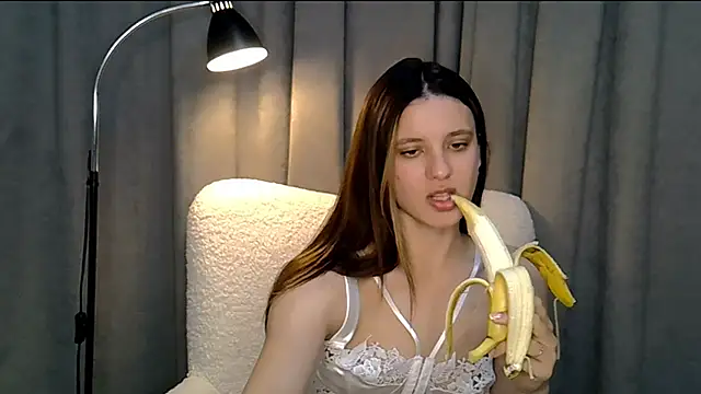 KiraHoney online show from 23, 5, 2026