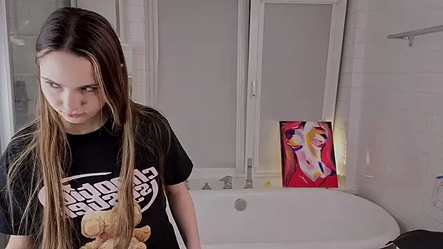 LeenaPuita online show from 24, 2, 2026