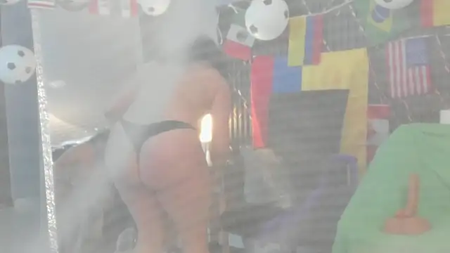 Snapshot of clara_heat chatting on 4, 7, 2026 clara heat online show from 4, 7, 2026