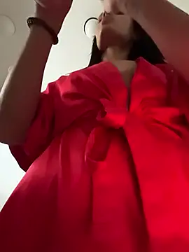 VickyM99 online show from 2, 12, 2025