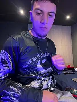 MiluandMIke online show from 3, 2, 2026