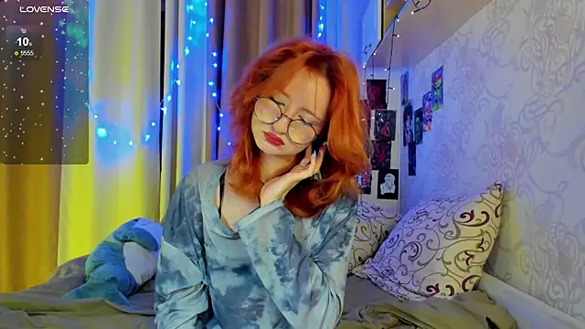 DragonflyLiza online show from 10, 11, 2025