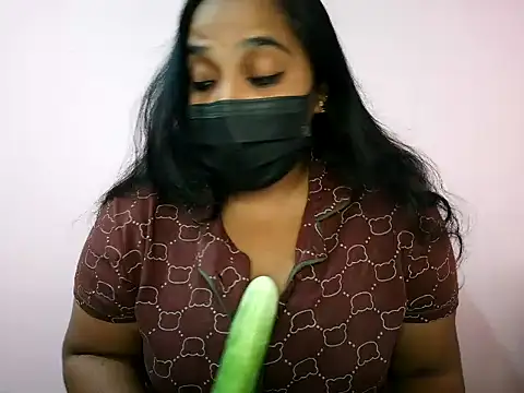 Mathi cam online show from 18, 6, 2026