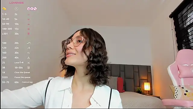 sara ospinna online show from 12, 11, 2025