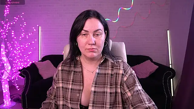 VelvetLuck online show from 2, 3, 2026