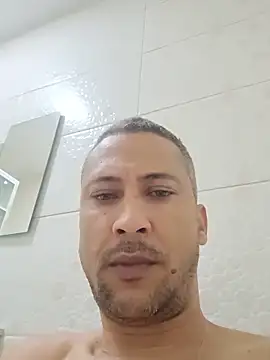 Arrombador20 online show from 6, 6, 2026