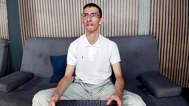 ZyroNight online show from 20, 12, 2025