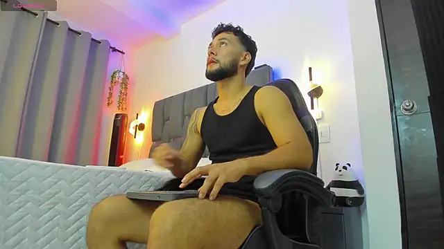 Snapshot of noah_corvelle chatting on 10, 1, 2026 noah corvelle online show from 10, 1, 2026