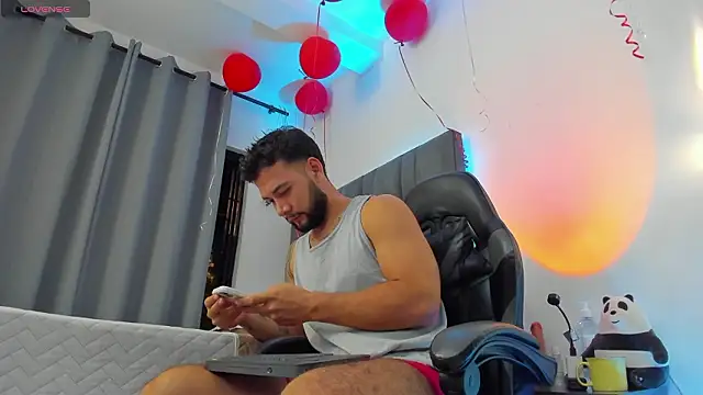 Snapshot of noah_corvelle chatting on 26, 2, 2026 noah corvelle online show from 26, 2, 2026