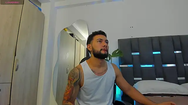 Snapshot of noah_corvelle chatting on 9, 3, 2026 noah corvelle online show from 9, 3, 2026