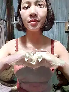 Niramiu online show from 4, 11, 2025