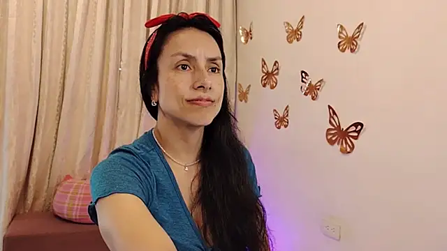 Snapshot of Bella_Exhibition chatting on 3, 7, 2026 Bella Exhibition online show from 3, 7, 2026
