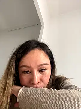 thu-cuoi online show from 5, 11, 2025