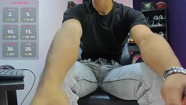 Snapshot of Alex_king27 chatting on 26, 2, 2026 Alex king27 online show from 26, 2, 2026