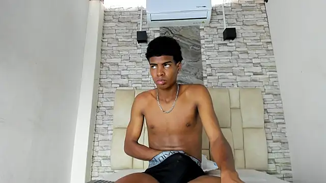 XAVI LEE online show from 2, 12, 2025