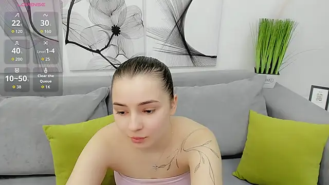 Snapshot of DianaHeath chatting on 8, 4, 2026 DianaHeath online show from 8, 4, 2026