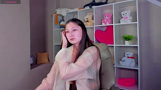 Ella Burns online show from 12, 11, 2025