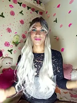 Snapshot of Sthefy_luna131 chatting on 15, 11, 2025 Sthefy luna131 online show from 15, 11, 2025