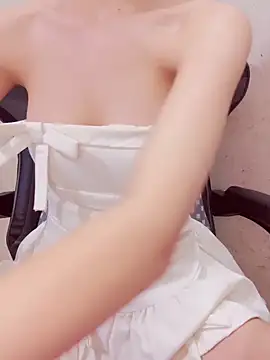 GirlNaughtyFull online show from 17, 5, 2026