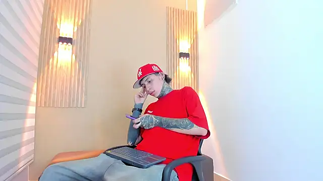 DANTE ARMSTRONG online show from 4, 12, 2025