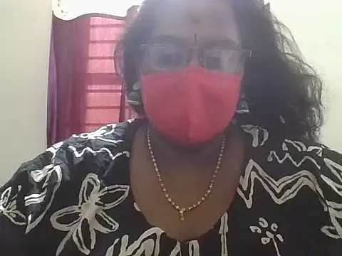 hootypriya online show from 20, 4, 2026